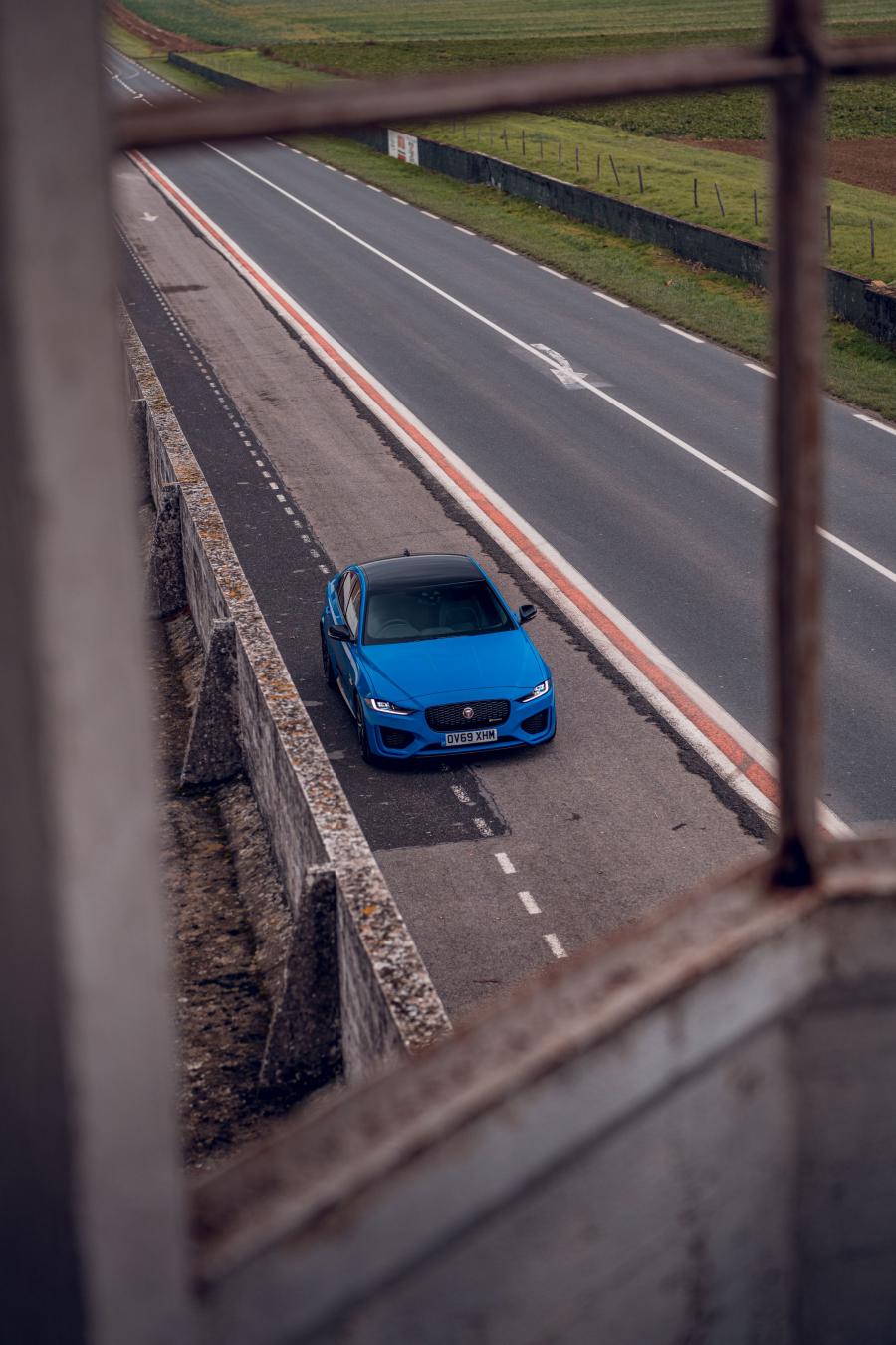  Jaguar XE R-Dynamic Reims Edition 2020 года  (UK) (фото 60 из 84)